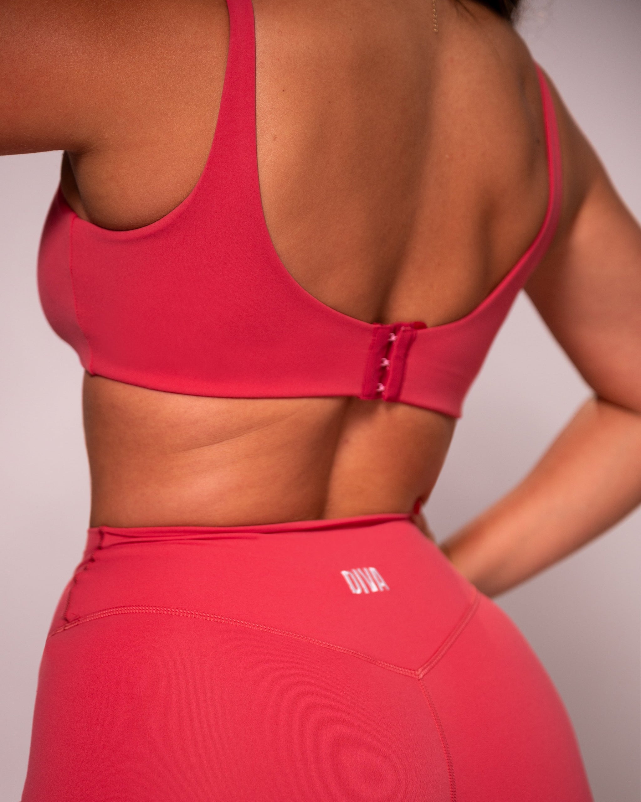 MOVE SPORT BRA גוזייה עם סוגר אחורי