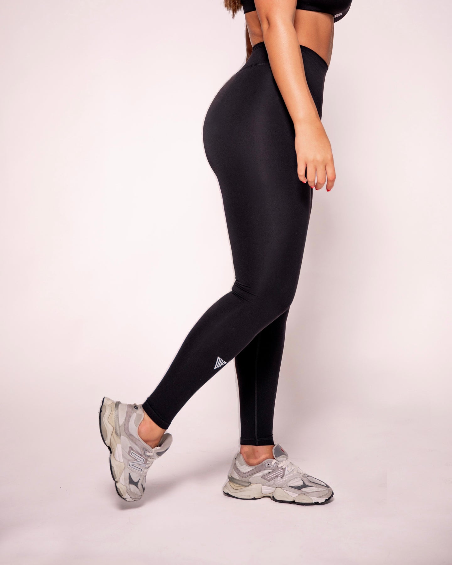 Move leggings